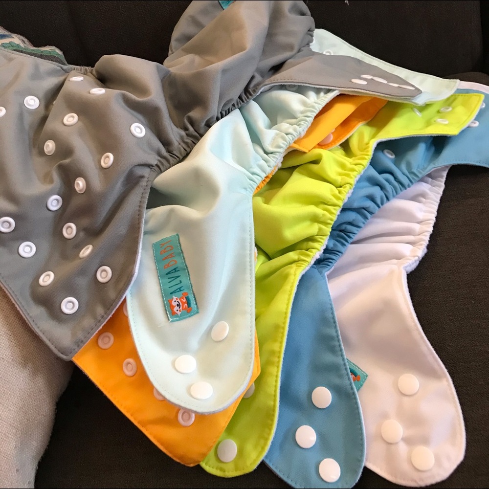 AlvaBaby Pocket Diapers (6) total and 5 liners